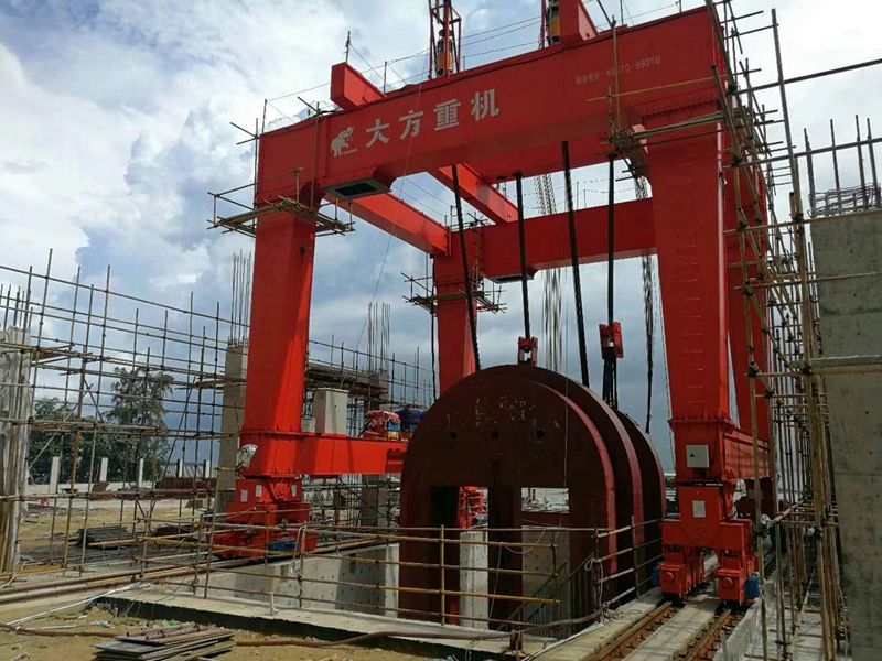 某軍事基地--MG450t雙主梁門式起重機(jī)